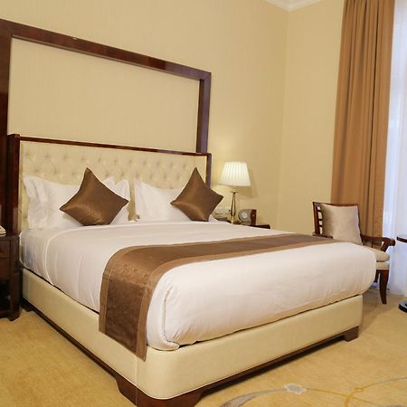 Sapphire Addis Hotel Bagian luar foto