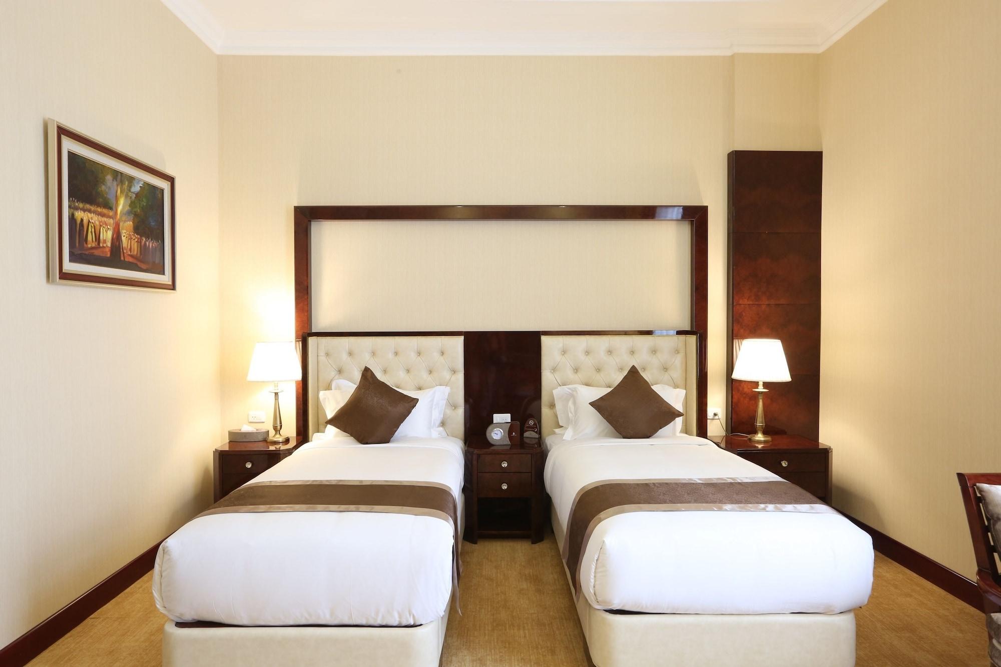 Sapphire Addis Hotel Bagian luar foto