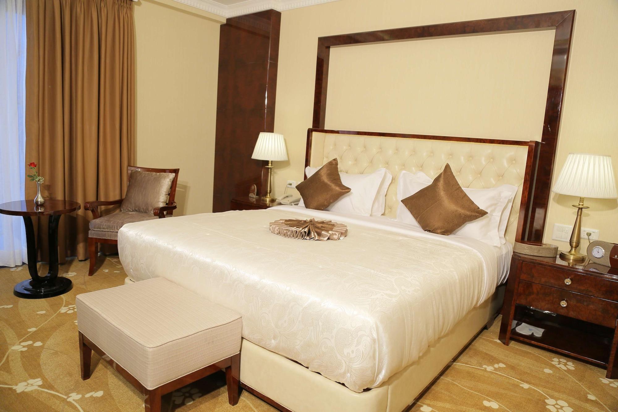 Sapphire Addis Hotel Bagian luar foto