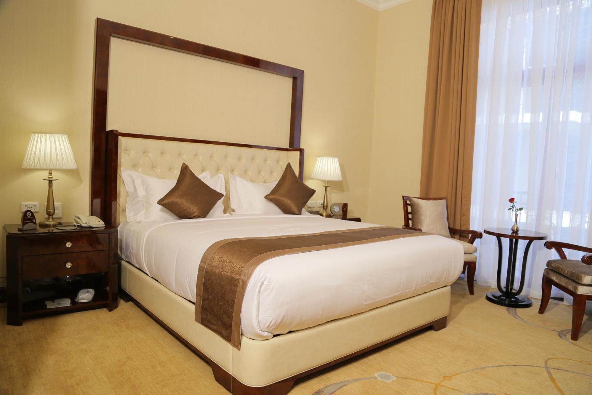 Sapphire Addis Hotel Bagian luar foto