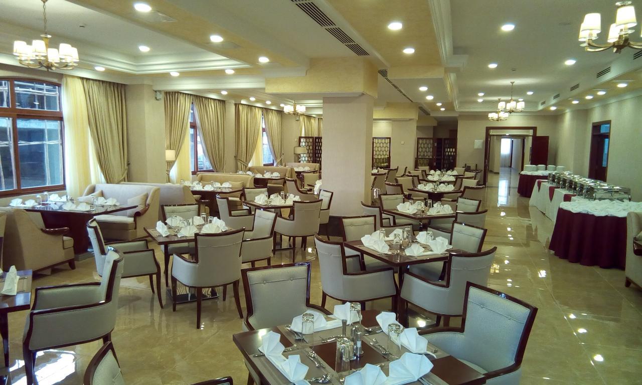 Sapphire Addis Hotel Bagian luar foto