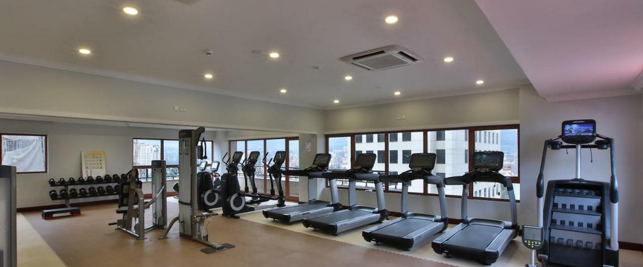 Sapphire Addis Hotel Bagian luar foto